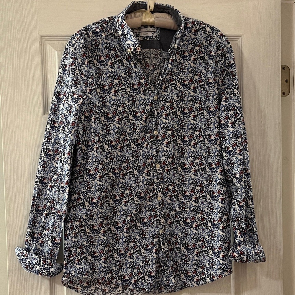 Zara White and Blue Floral Slim Fit Shirt Preppy